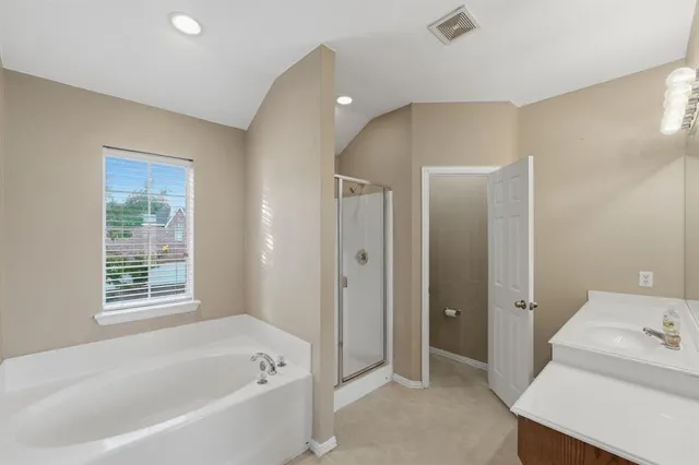 $2,000 | 706 South Jupiter Road, Unit 1806, Allen, TX 75002