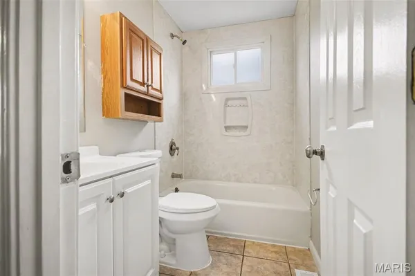 $219,900 | 668 Talon Drive, Florissant, MO 63031