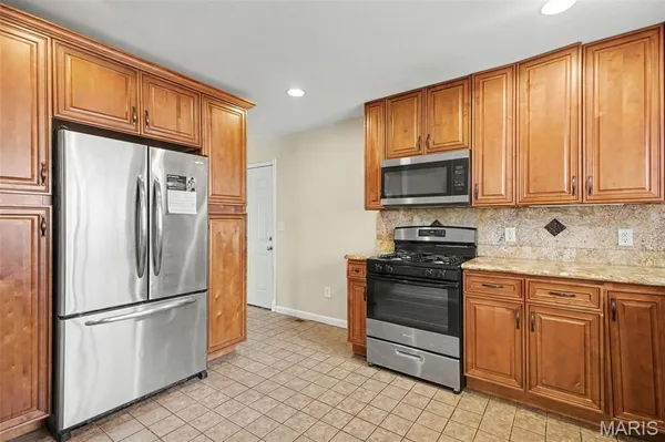 $219,900 | 668 Talon Drive, Florissant, MO 63031