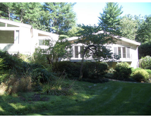 27 Jacob Gates Road Harvard, MA 01451 - Photo 1 of 7