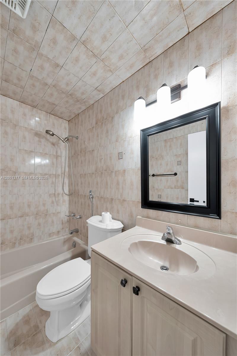 8241 Southwest 12th Terrace Miami, FL 33144 - Photo 14 of 21 Photo 14