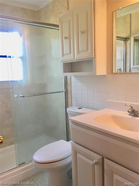 2906 West 13 Mile Road Royal Oak, MI 48073 - Photo 7 of 8