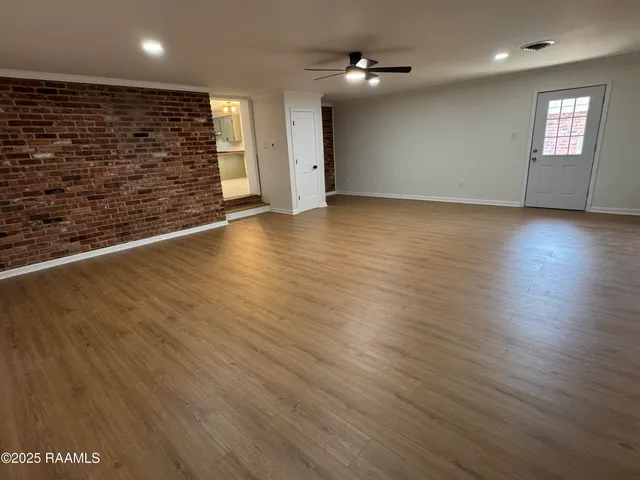 $210,000 | 1225 South Railroad Avenue, Opelousas, LA 70570