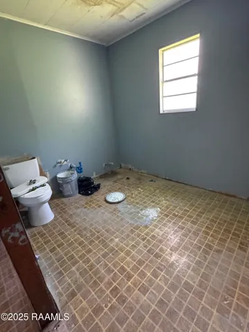 $210,000 | 1225 South Railroad Avenue, Opelousas, LA 70570