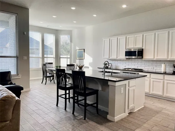 $2,900 | 4334 Hemlock Grove Lane, Manvel, TX 77578