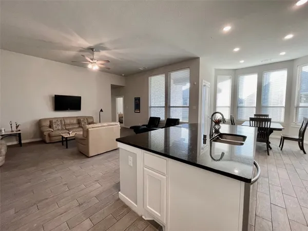 $2,900 | 4334 Hemlock Grove Lane, Manvel, TX 77578