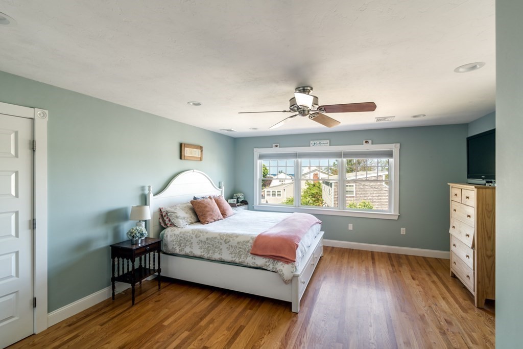 190 Hatherly Road Scituate, MA 02066 - Photo 15 of 32