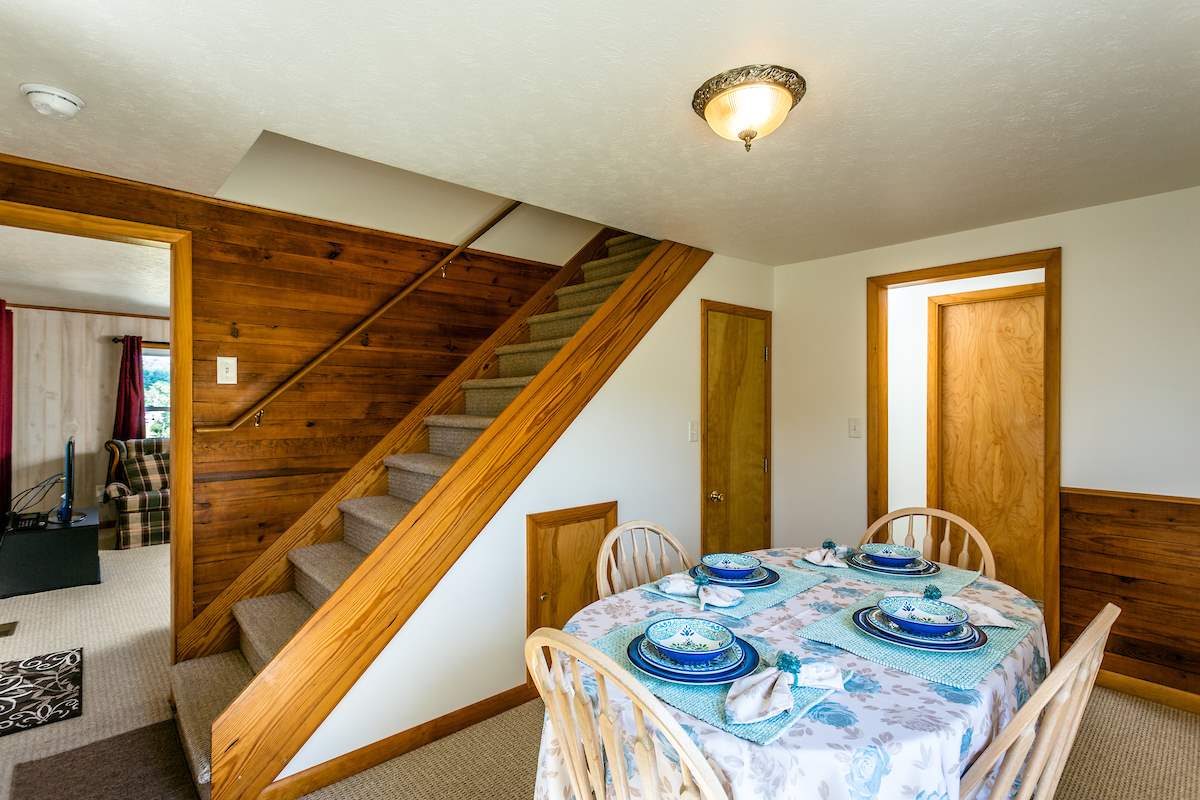 17524 Red Brush Road Elkton, VA 22827 - Photo 4 of 34 Gallery Image 4