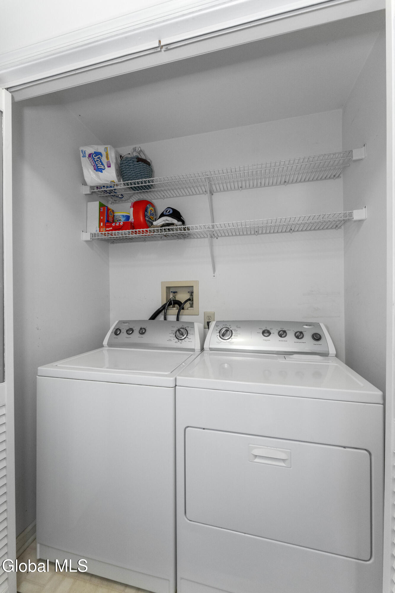 119 Fort Hunter Road Guilderland, NY 12303 - Photo 17 of 26 4 Bathroom 3