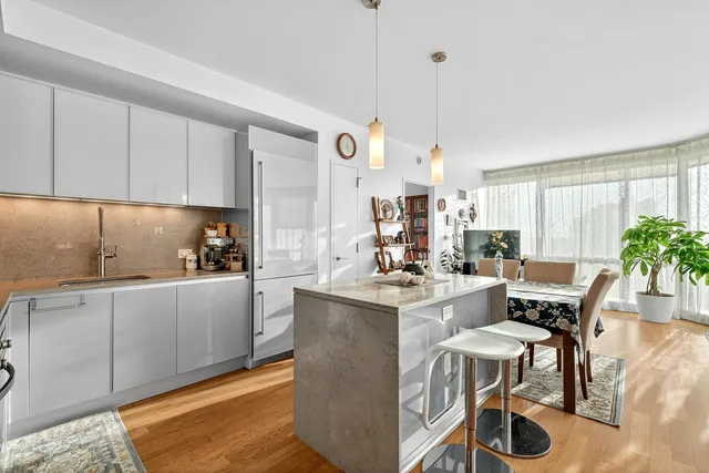 $1,198,000 | 77 Hudson Street, Unit 1411, Jersey City, NJ 07302