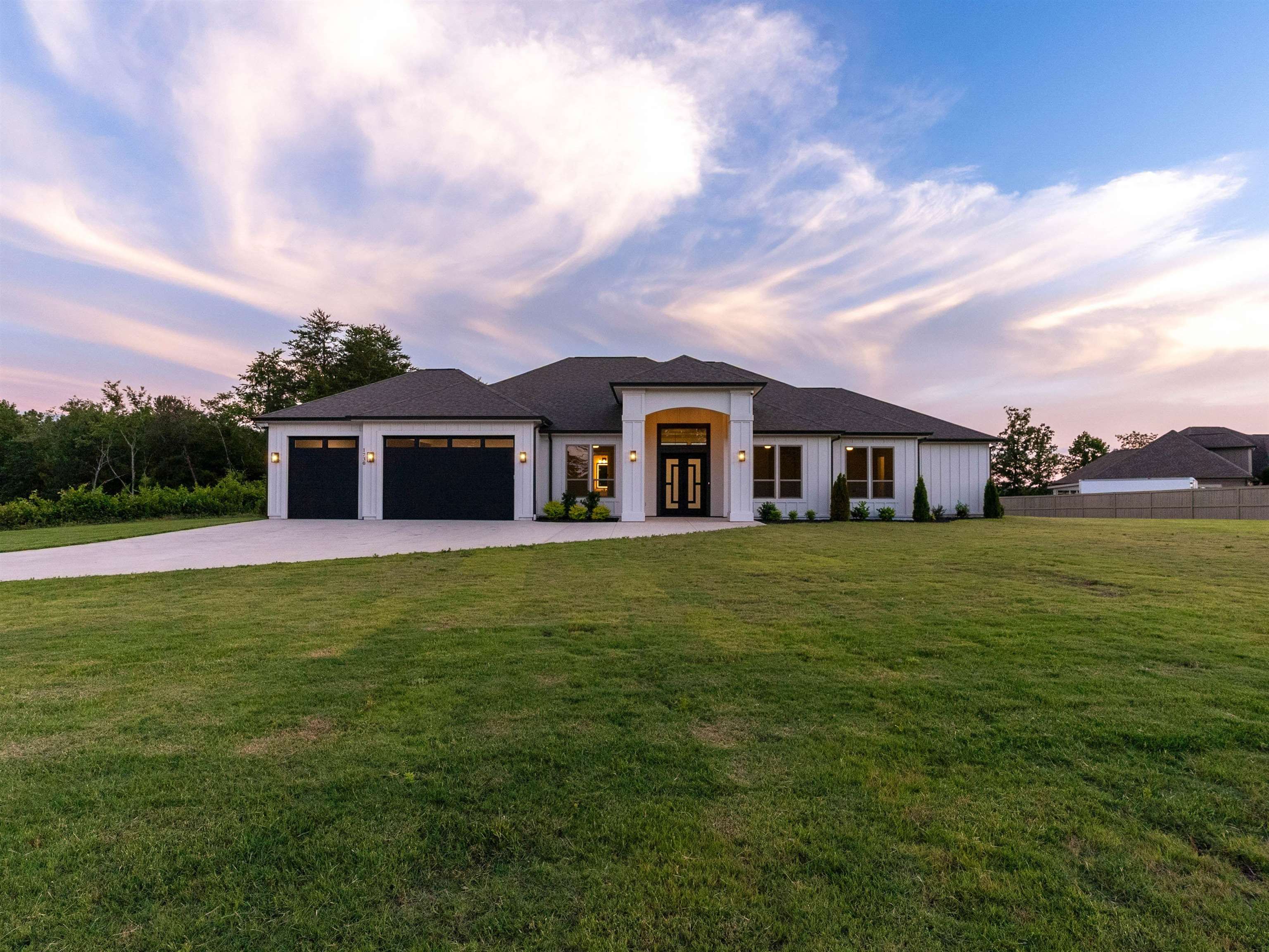 1730 River Oak Road Inman, SC 29349 - Photo 1 of 50
