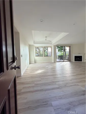 a view of livingroom with hardwood floor