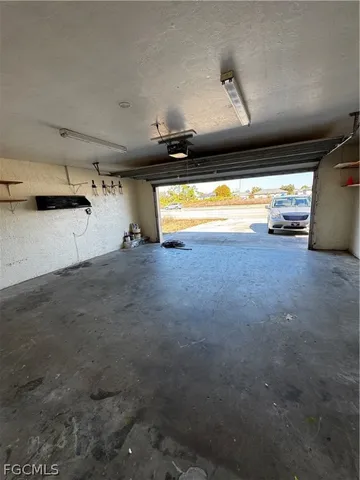 $2,500 | 4613 Lee Boulevard, Lehigh Acres, FL 33971