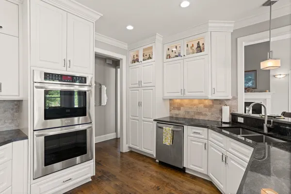 $1,095,000 | 217 Commonwealth Drive, Ninety Six, SC 29666
