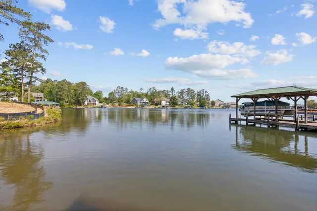$1,150,000 | 217 Commonwealth Drive, Ninety Six, SC 29666