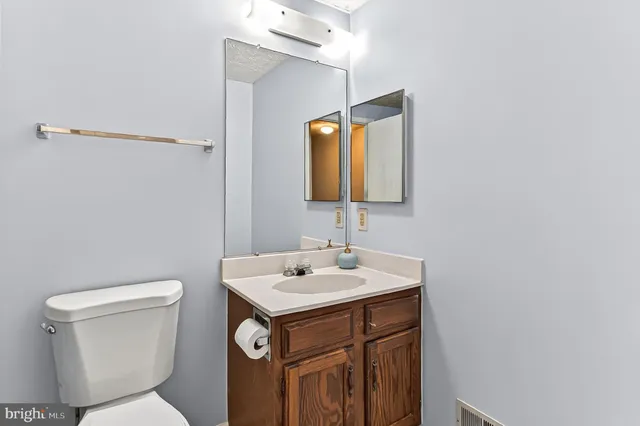 $503,000 | 14578 Olde Kent Road, Centreville, VA 20120