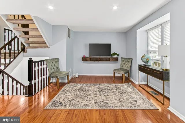 $503,000 | 14578 Olde Kent Road, Centreville, VA 20120