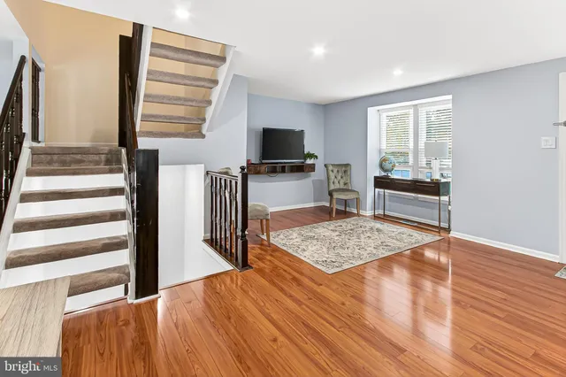 $503,000 | 14578 Olde Kent Road, Centreville, VA 20120