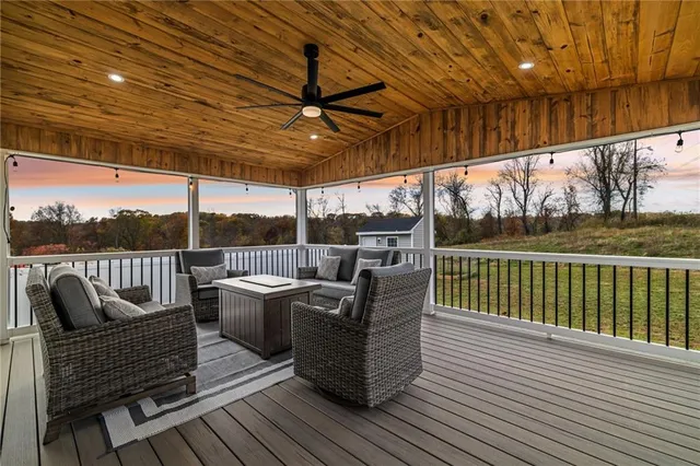 a view of a house with a big yard