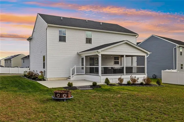 $507,000 | 125 Alta Vista Drive, Imperial, PA 15126