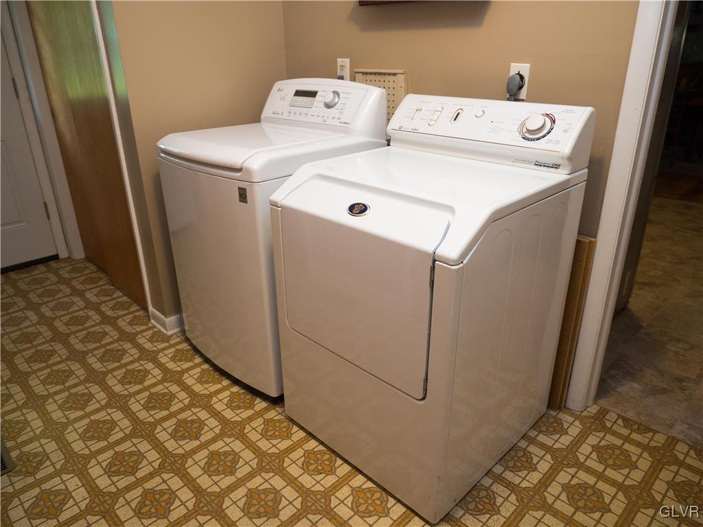 948 Engler Road Nazareth, PA 18064 - Photo 21 of 38 a utility room with dryer and washer