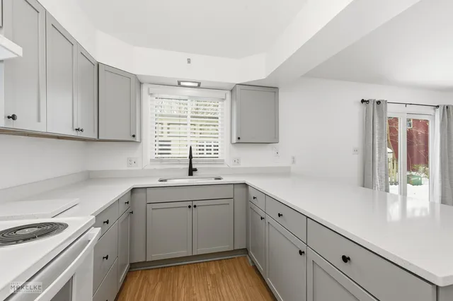 $1,900 | 105 West Somonauk Street, Yorkville, IL 60560