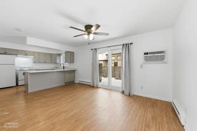 $1,900 | 105 West Somonauk Street, Yorkville, IL 60560