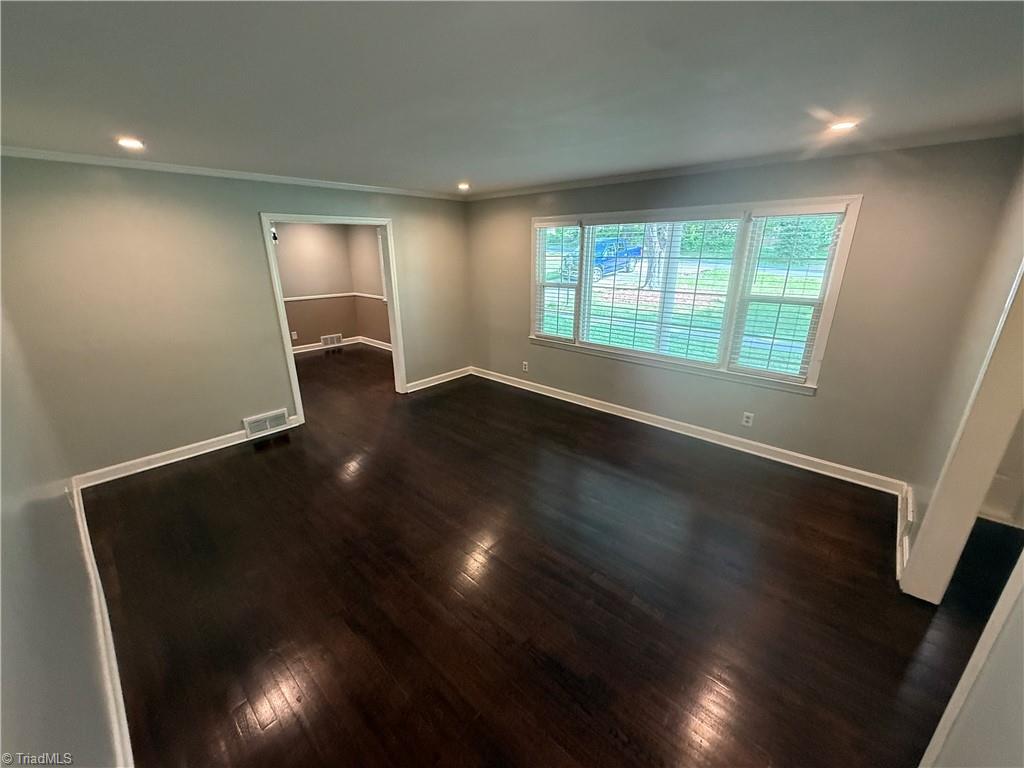 4975 Stonington Road Southwest Winston-Salem, NC 27103 - Photo 4 of 15