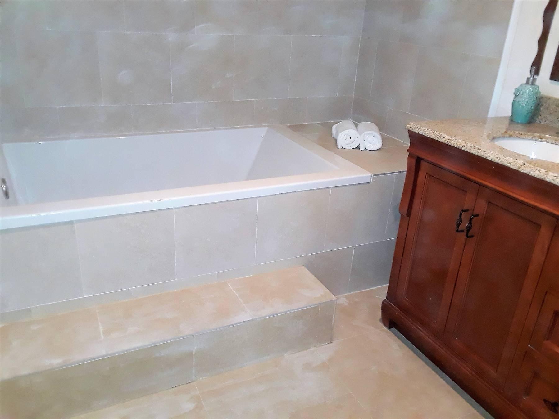 2811 Lyons Road Coconut Creek, FL 33063 - Photo 17 of 36 12086232-17