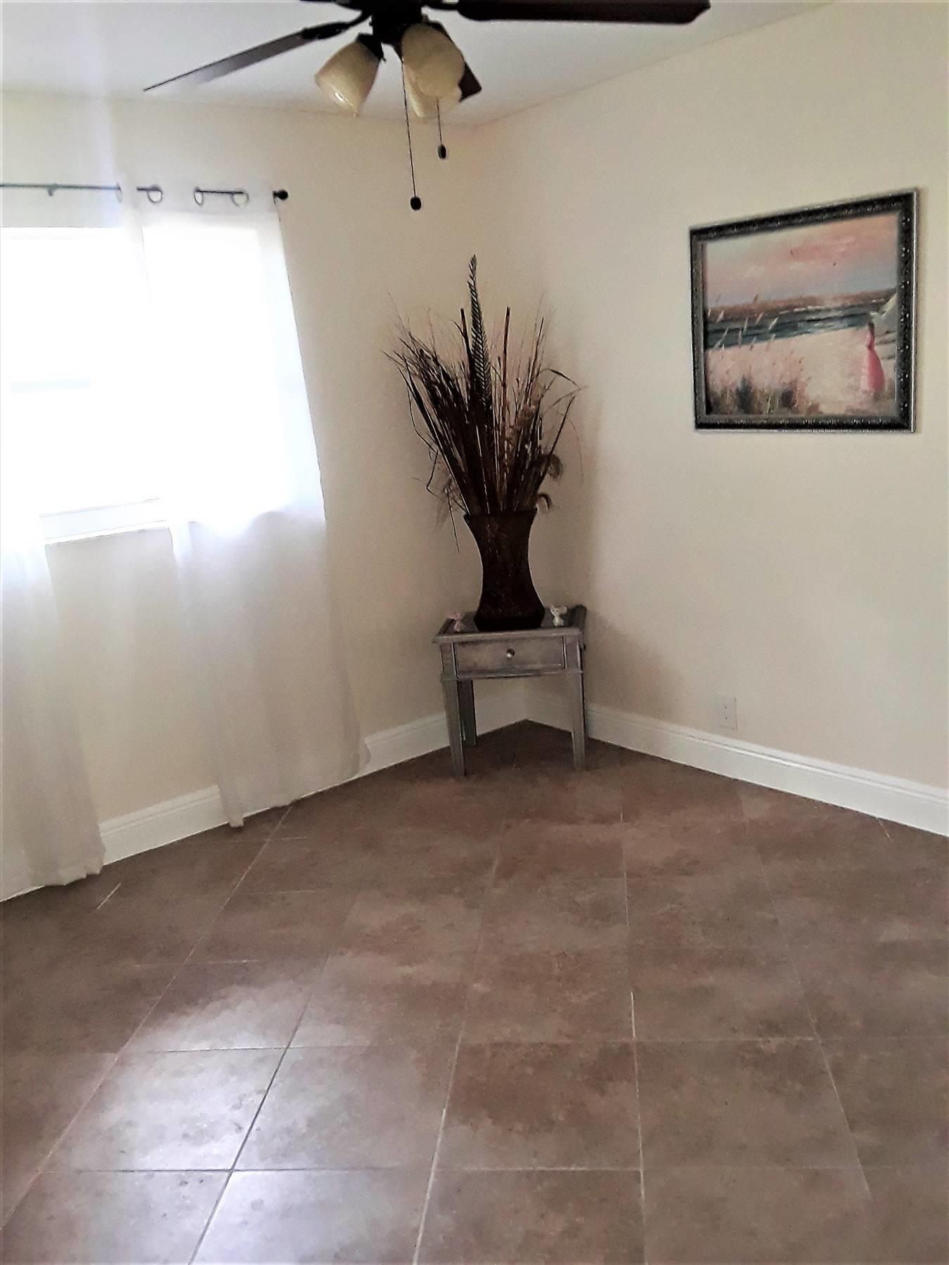 2811 Lyons Road Coconut Creek, FL 33063 - Photo 23 of 36 12086232-23
