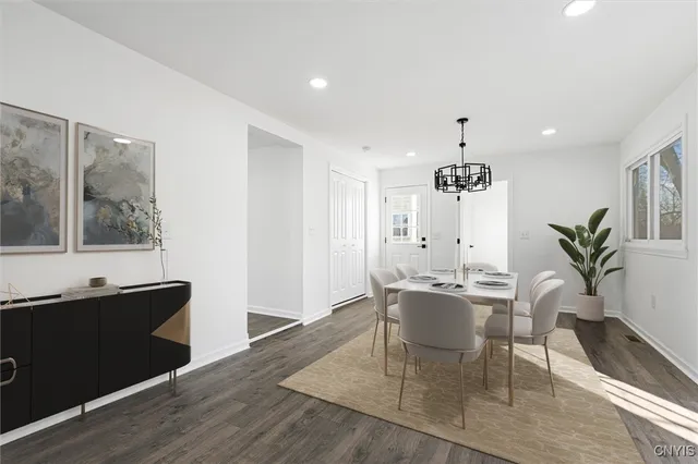 $2,000 | 53 Owasco Street, Auburn, NY 13021