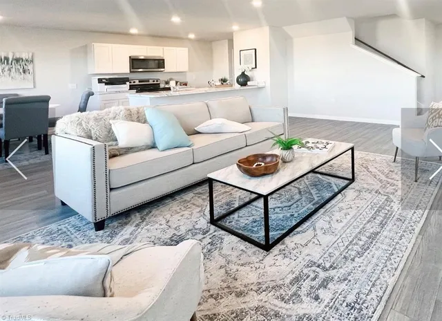 $249,990 | 442 Regency Lane, Eden, NC 27288