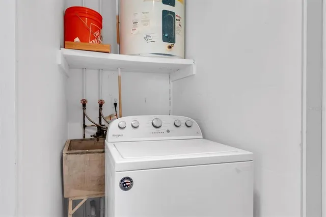 $2,300 | 5442 9th Avenue North, St. Petersburg, FL 33710