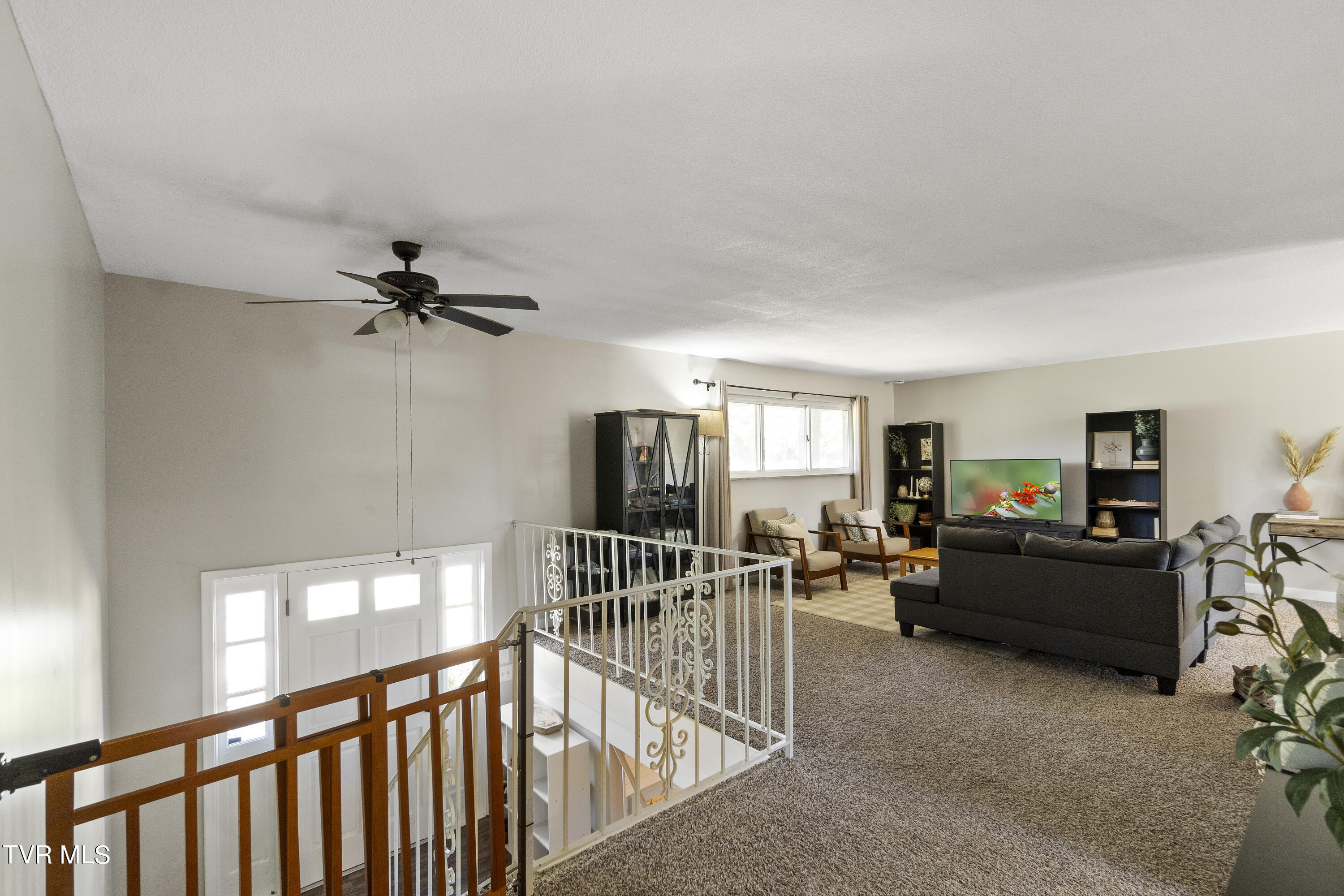 1202 Kevin Lane Greeneville, TN 37745 - Photo 8 of 35 DSC08001