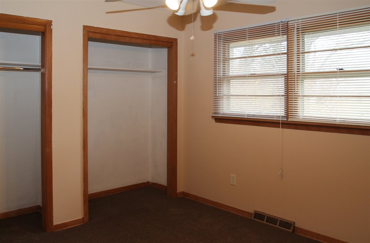 5500 Prairie Hill Road South Beloit, IL 61080 - Photo 13 of 17 Gallery Image 13