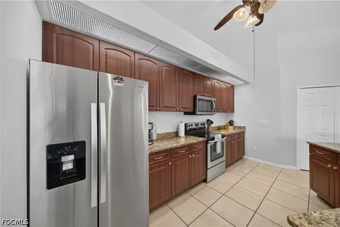 $439,900 | 519 Northeast 19th Terrace, Cape Coral, FL 33909