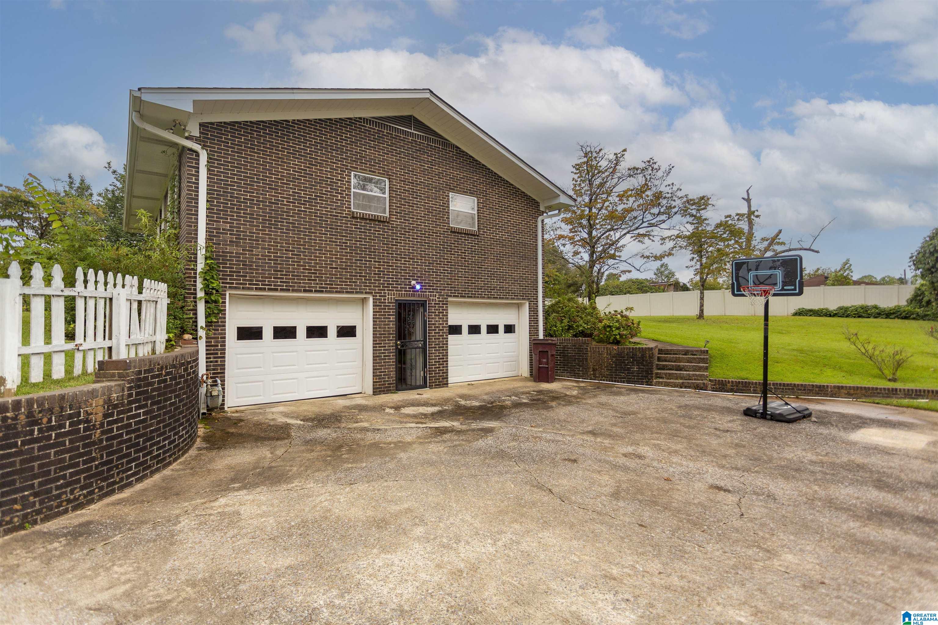 136 4th Plaza Pleasant Grove, AL 35127 - Photo 43 of 46