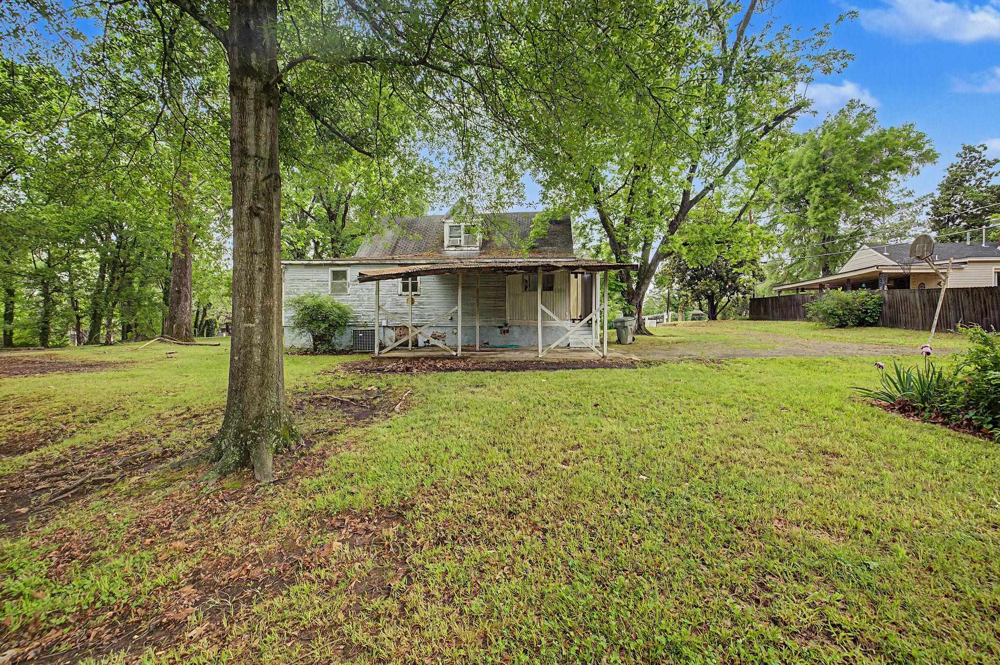 790 Colonial Road Memphis, TN 38117 - Photo 12 of 39