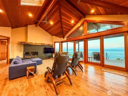 $4,750,000 | 115 Clipper Way, Friday Harbor, WA 98250