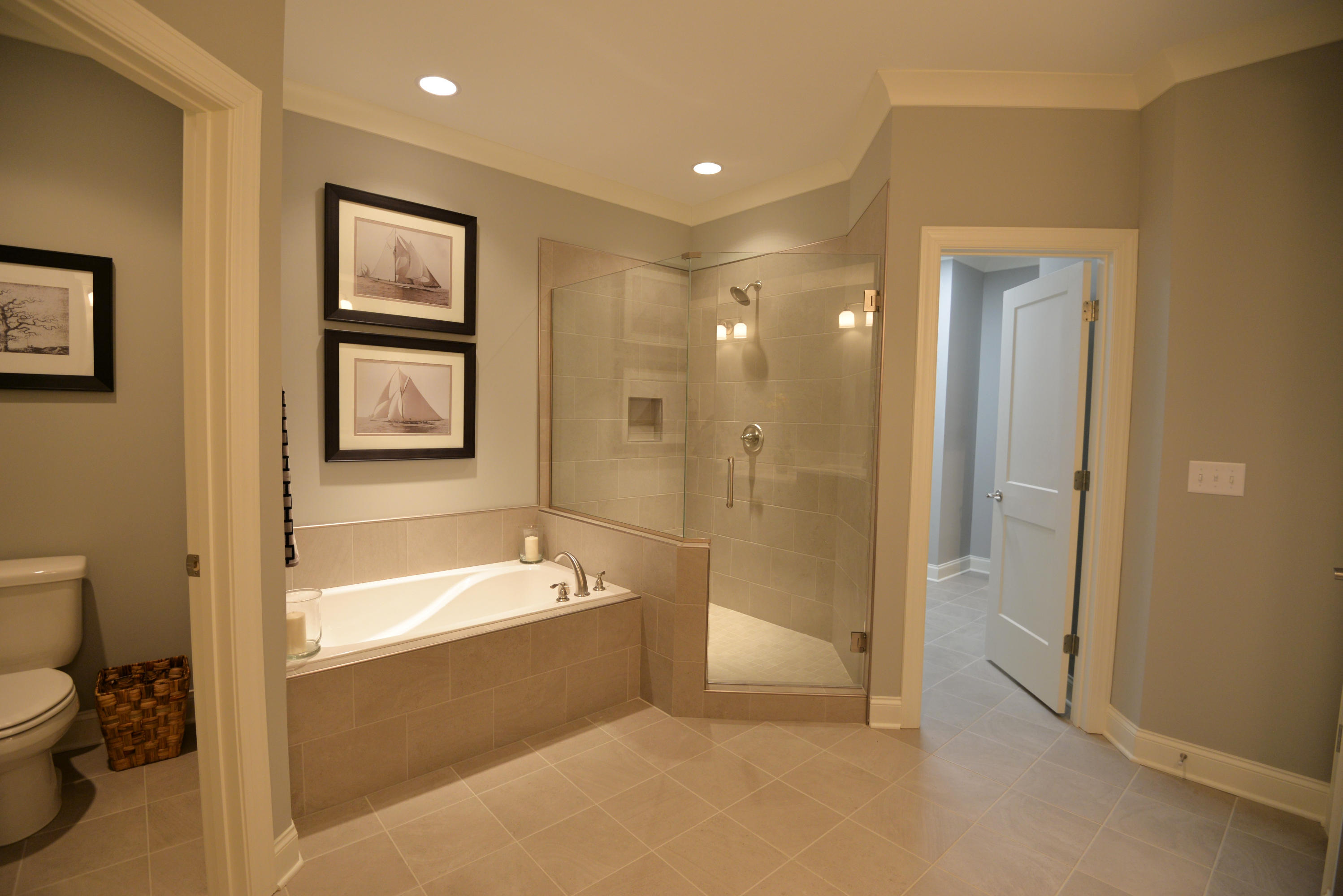 2353 Rivendell Lane, Unit LOT 35 Chattanooga, TN 37421 - Photo 17 of 28 Model Master bath Tub & Shower
