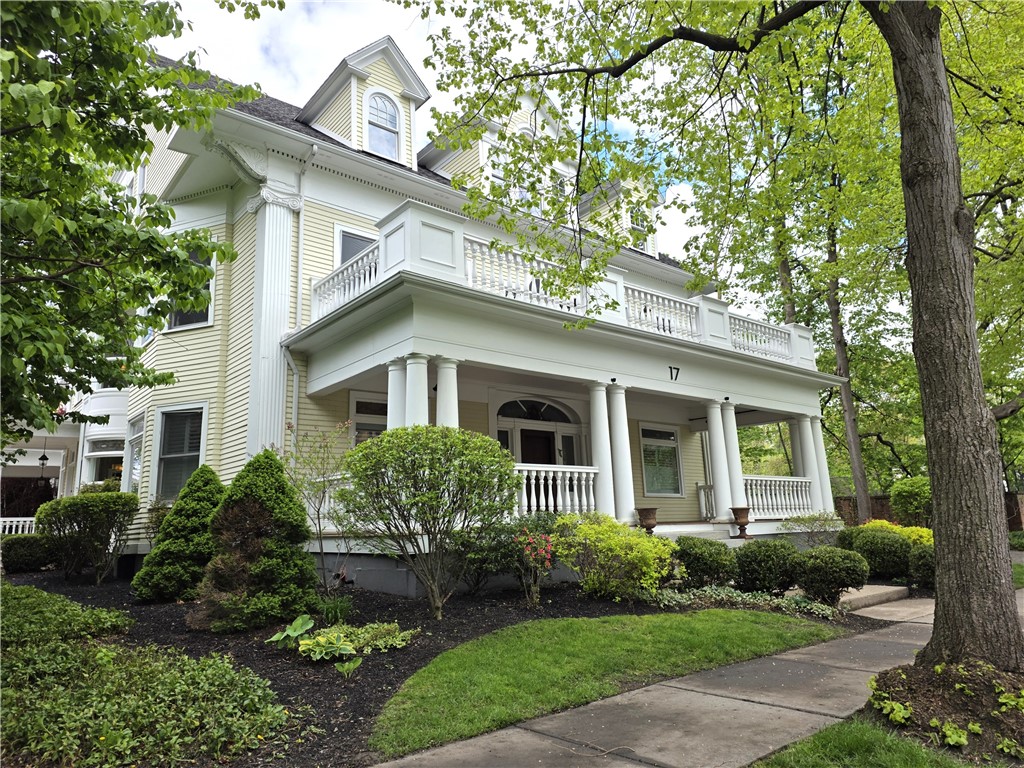 17 Sibley Place, Unit 3 Rochester, NY 14607 - Photo 1 of 40
