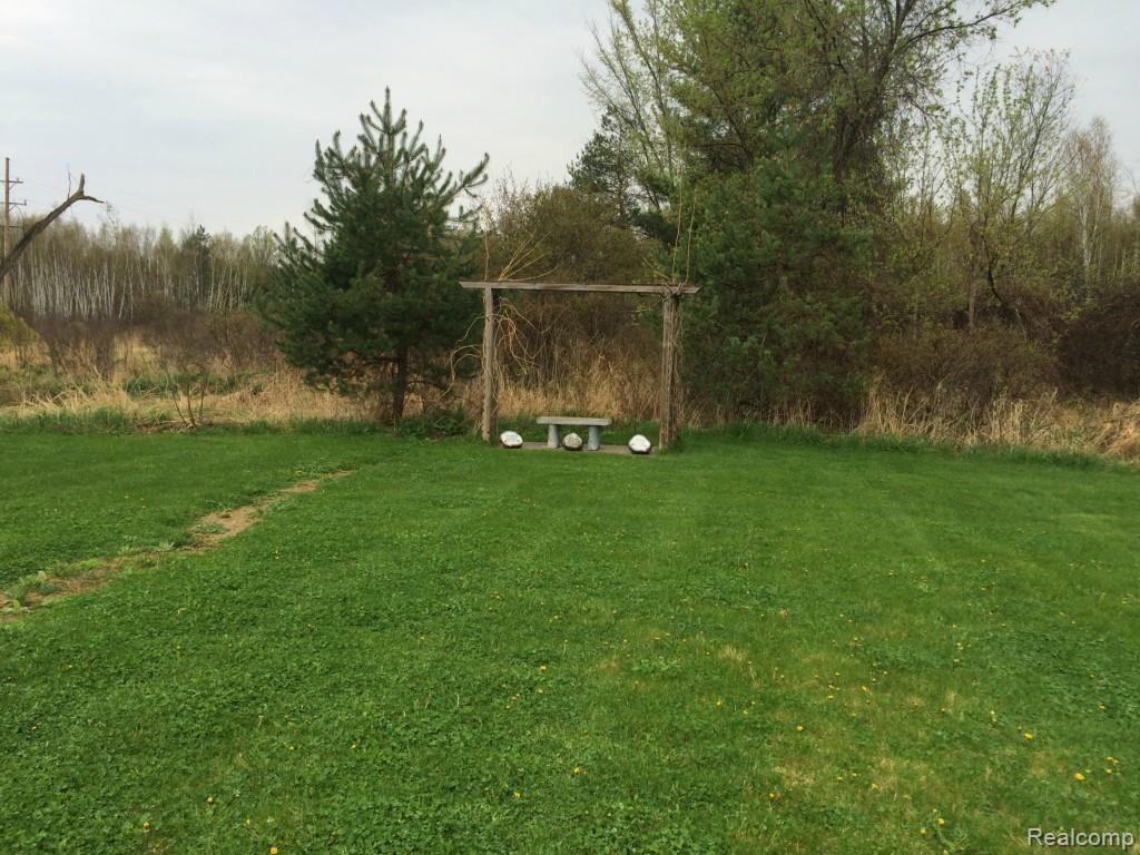 4420 North Lapeer Road Columbiaville, MI 48421 - Photo 44 of 48 Sherry's Pictures 2015 160.jpg