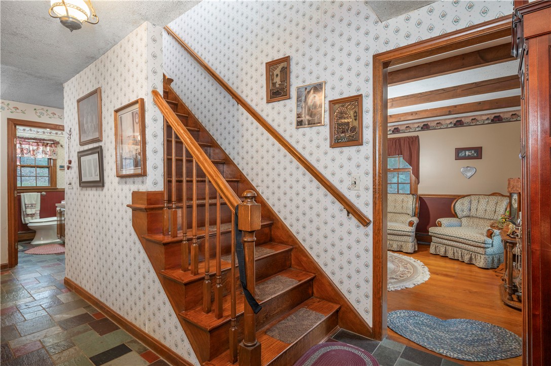 124 Benedict Road Burrillville, RI 02830 - Photo 26 of 37