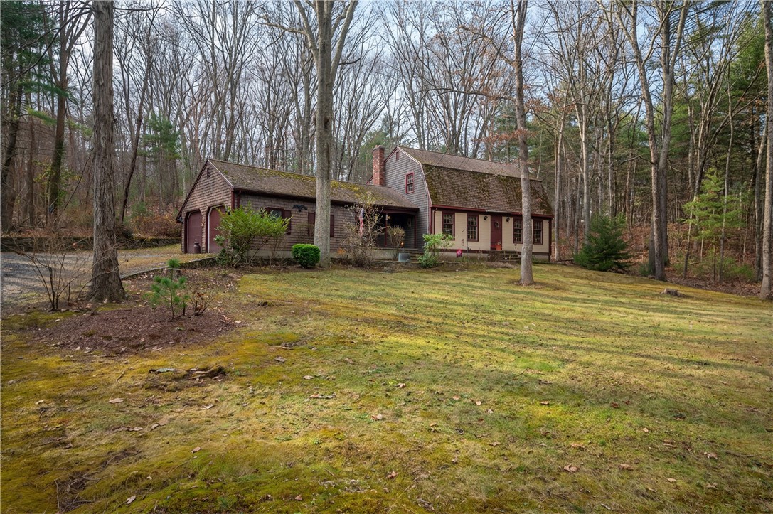 124 Benedict Road Burrillville, RI 02830 - Photo 4 of 37