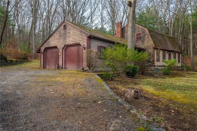 $449,000 | 124 Benedict Road, Burrillville, RI 02830
