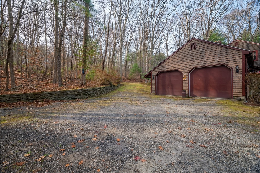 124 Benedict Road Burrillville, RI 02830 - Photo 8 of 37