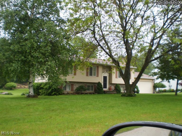 4012 Denise Road Ashtabula, OH 44004 - Photo 1 of 12 Gallery Image 1