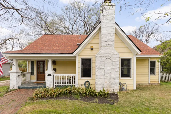 $1,200,000 | 811 East 46th Street, Austin, TX 78751