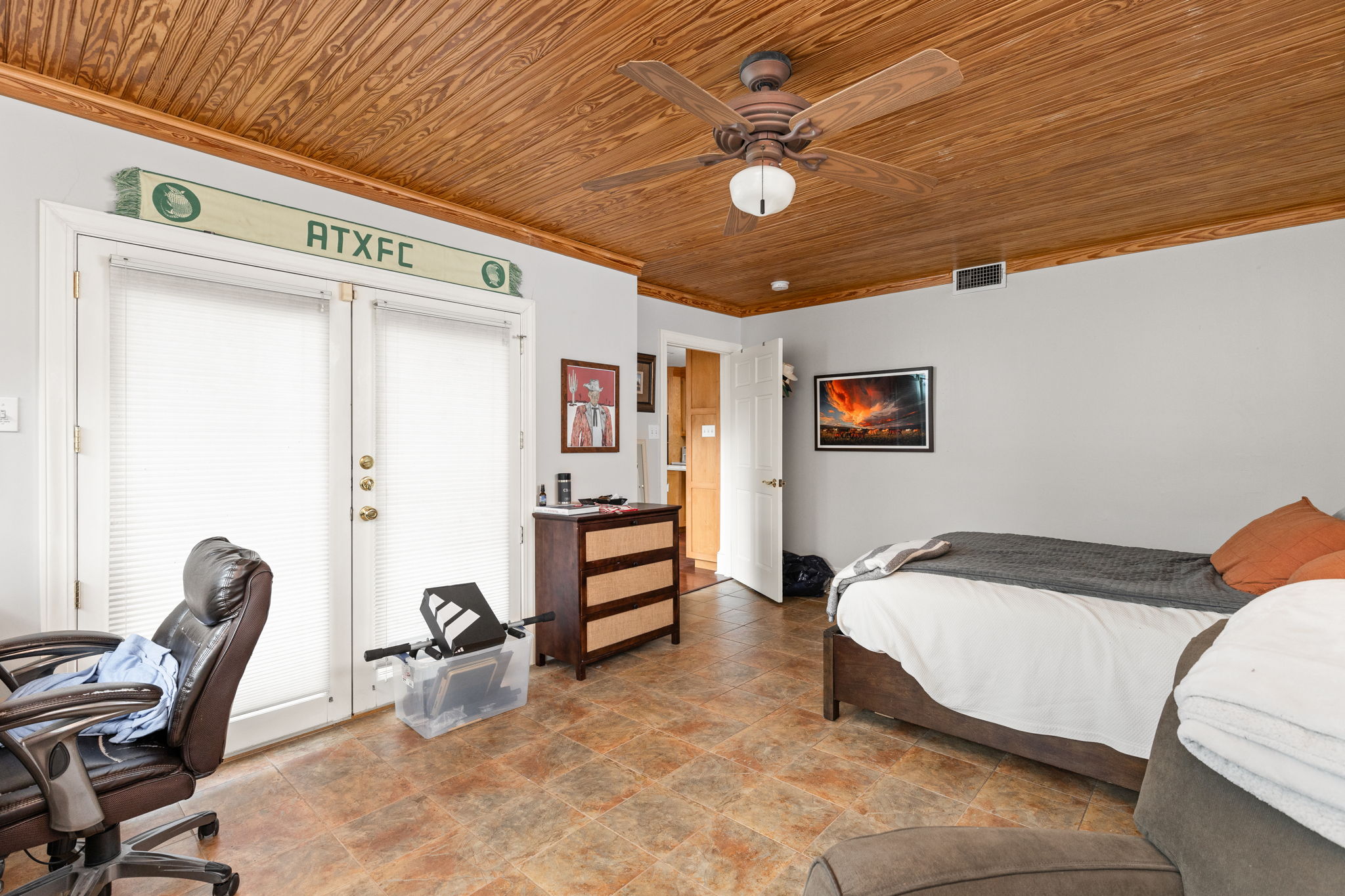 811 East 46th Street Austin, TX 78751 - Photo 15 of 25