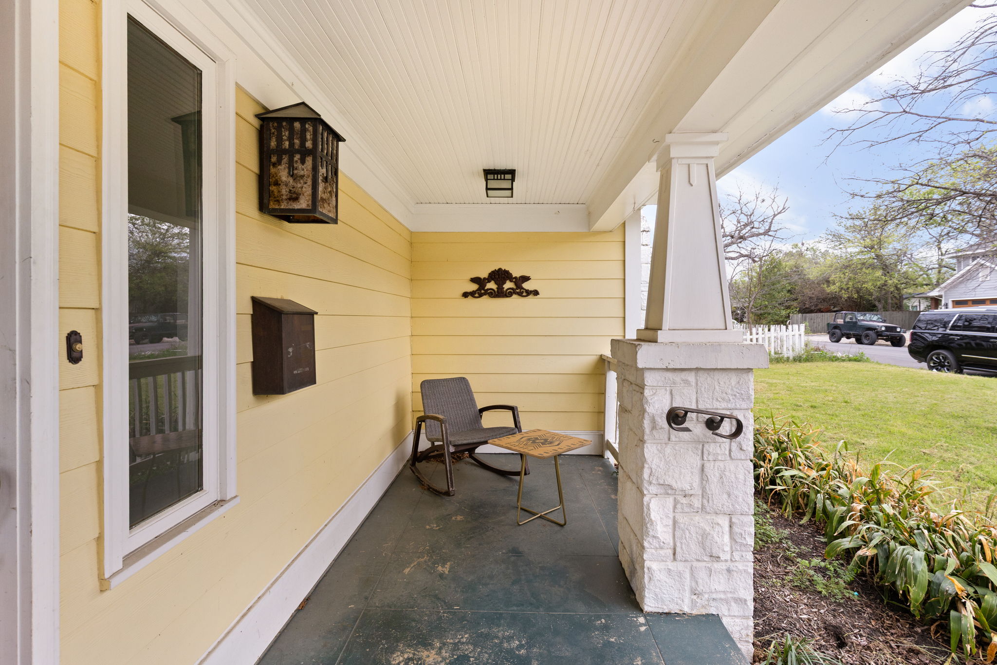 811 East 46th Street Austin, TX 78751 - Photo 2 of 25